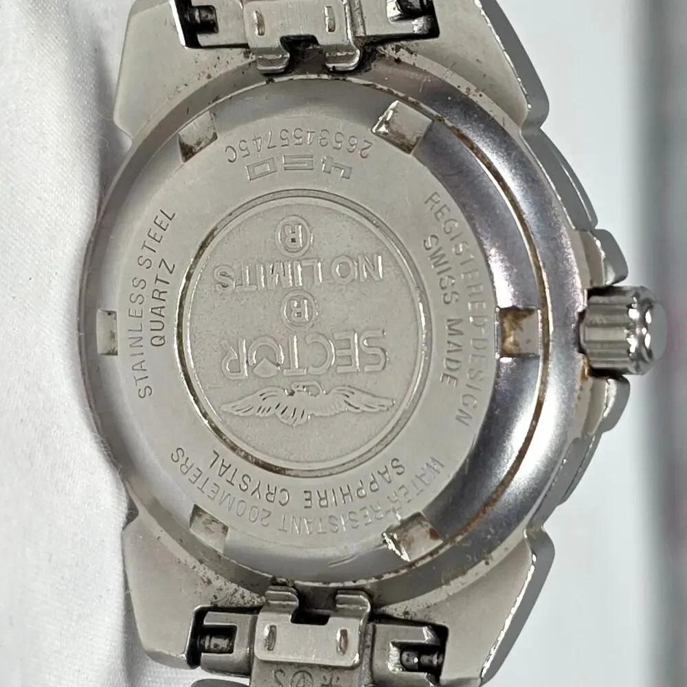 SECTOR 450 STAINLESS DIVER WATCH – VINTAGE 90's – SWISS MADE – SAPPHIRE CRYSTAL